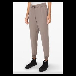 lululemon on the fly joggers - 12 woven